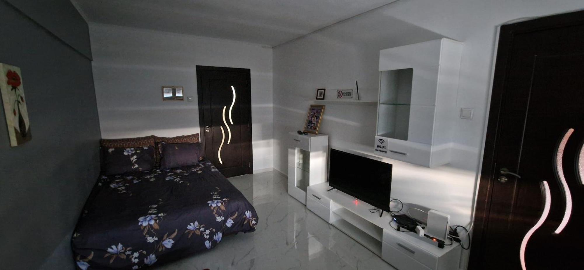 Sylvanostudiocenter Ploieşti Buitenkant foto