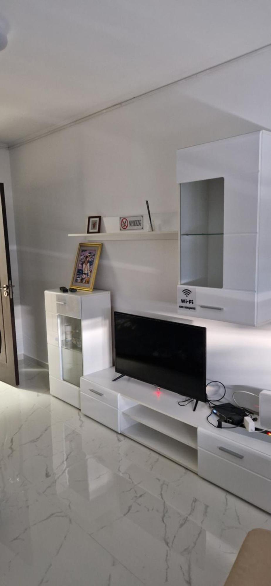 Sylvanostudiocenter Ploieşti Buitenkant foto