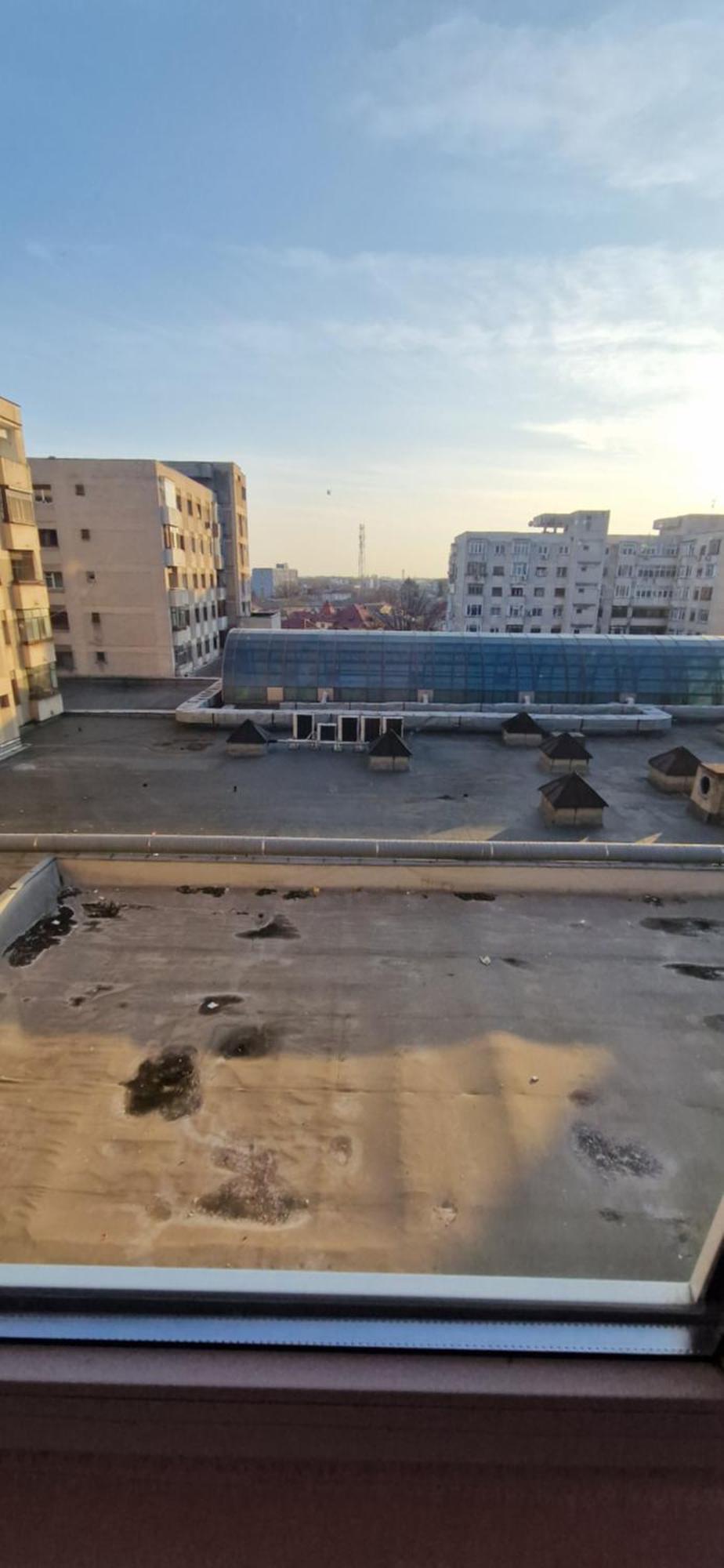 Sylvanostudiocenter Ploieşti Buitenkant foto